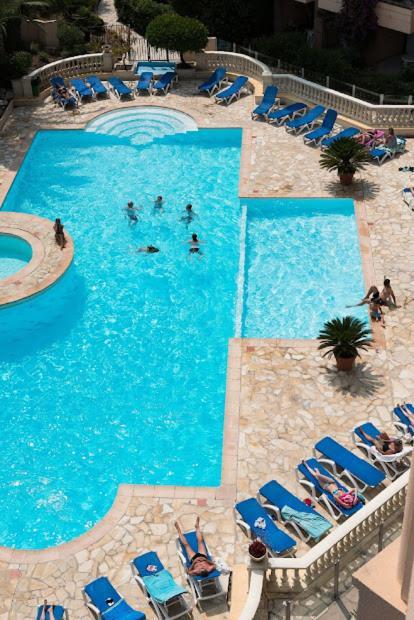 Bord De Mer, Terrasse, Tout A Pieds Cannes Exterior foto